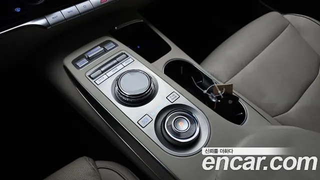 Genesis GV70 2024 thumb 9