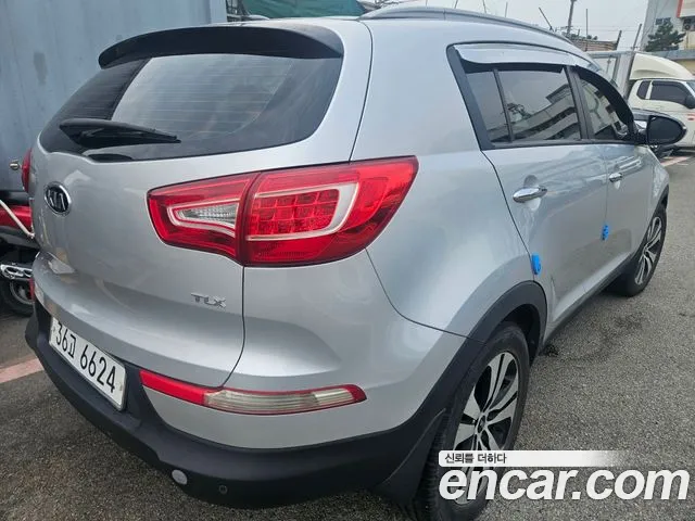 Kia Sportage 2011 thumb 3