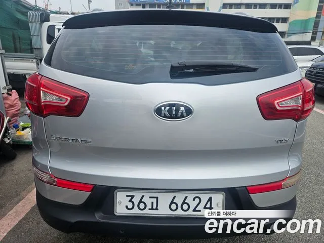 Kia Sportage 2011 thumb 4