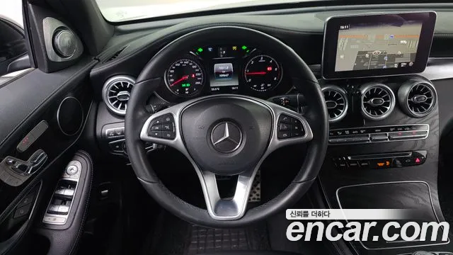 Mercedes-Benz GLC 2018 thumb 11