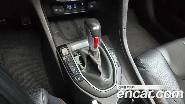 Hyundai Veloster 2018 thumb 9