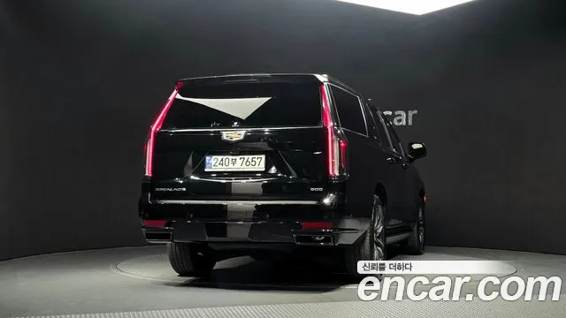 Cadillac Escalade 2024 thumb 4