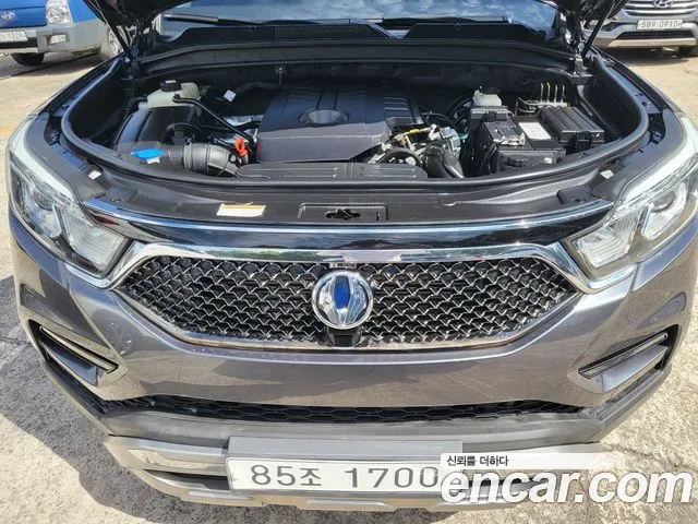 KG_Mobility_Ssangyong Rexton 2018 thumb 2