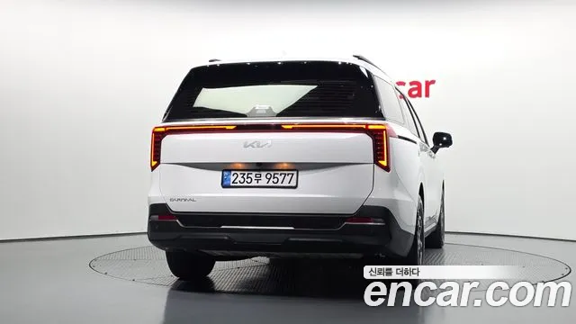 Kia Carnival 2025 thumb 4