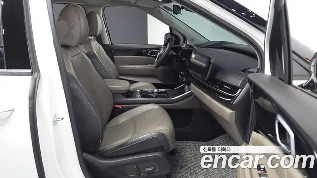 Kia Carnival 2025 thumb 11