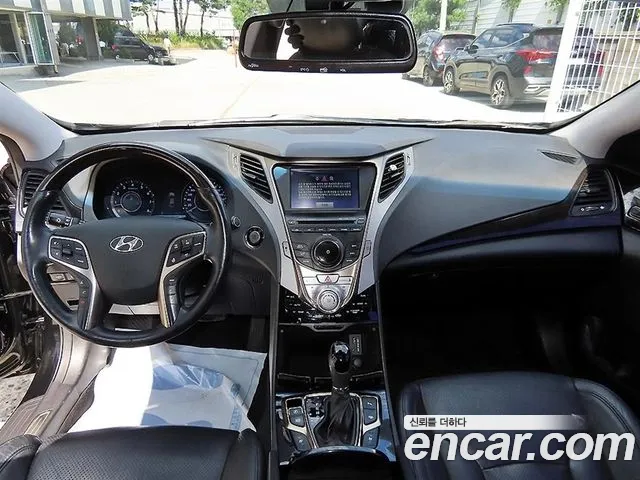 Hyundai Grandeur 2012 thumb 7