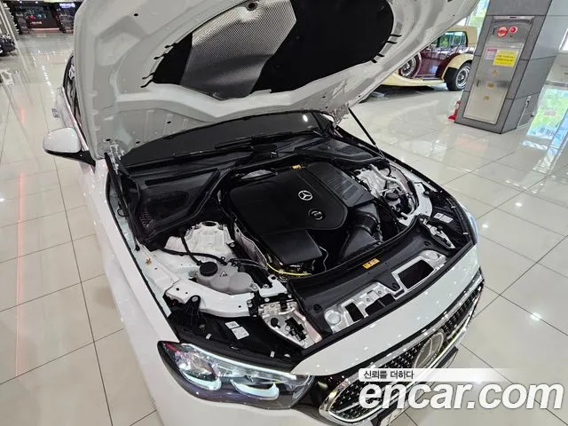Mercedes-Benz E-Класс 2025 thumb 6