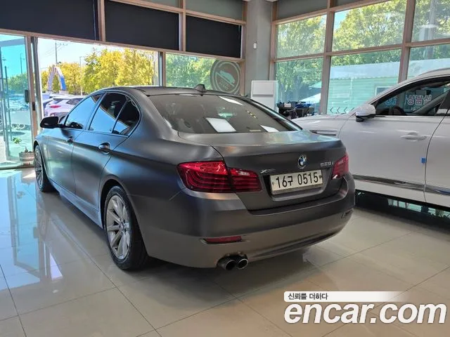 BMW 5-Series 2014 thumb 4