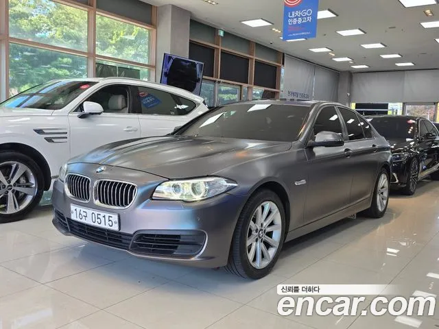 BMW 5-Series 2014 thumb 12
