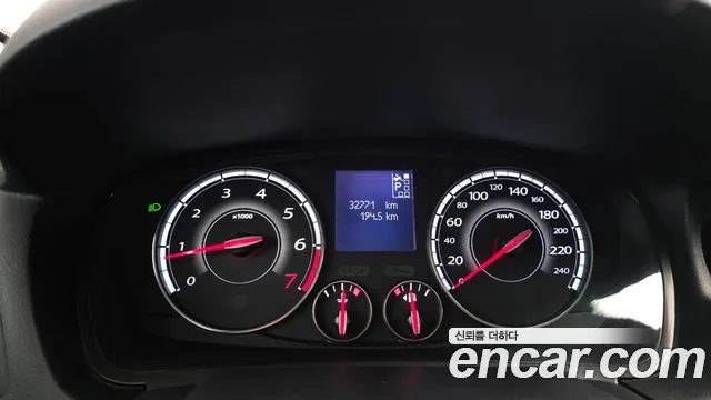 Renault-KoreaSamsung SM5 2017 thumb 8