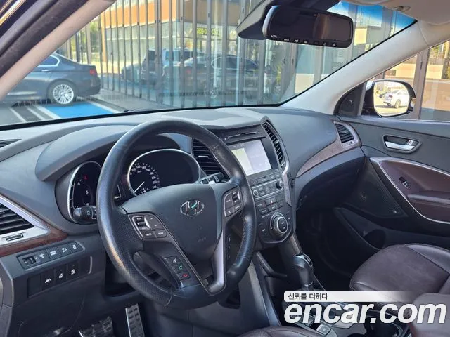 Hyundai Santa Fe 2016 thumb 6