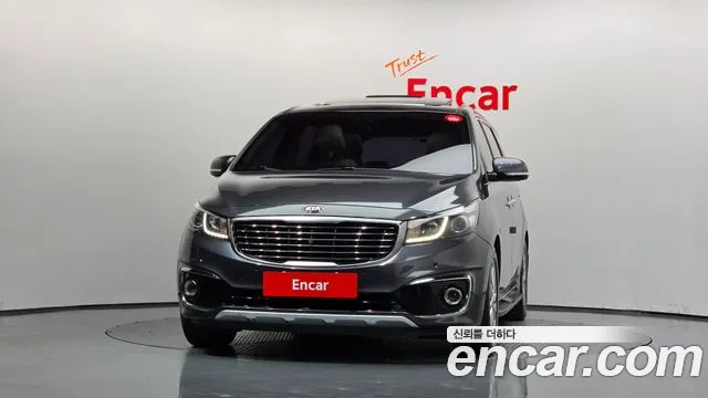 Kia Carnival 2017 thumb 3