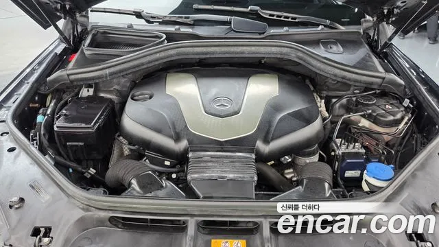 Mercedes-Benz GLE 2018 thumb 6