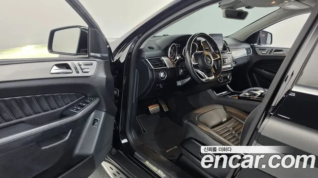 Mercedes-Benz GLE 2018 thumb 10