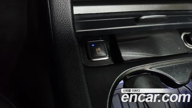 Mercedes-Benz GLE 2018 thumb 12