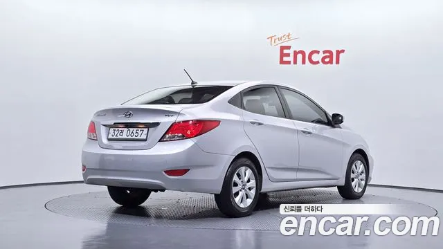 Hyundai Accent 2015 thumb 2