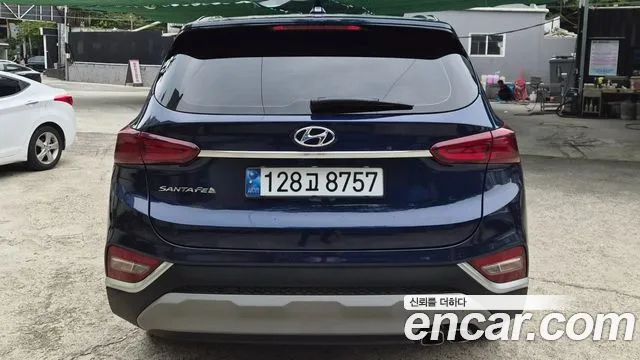 Hyundai Santa Fe 2019 thumb 5