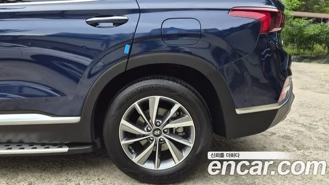 Hyundai Santa Fe 2019 thumb 7
