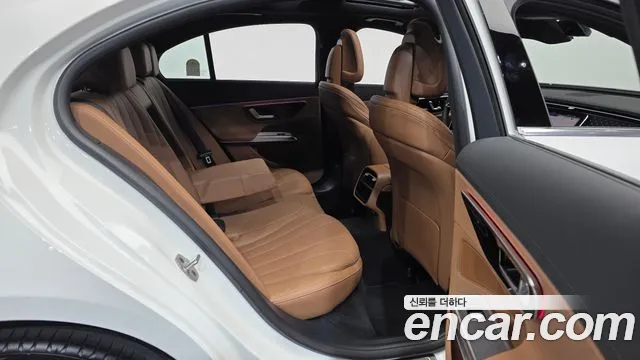 Mercedes-Benz E-Класс 2026 thumb 12