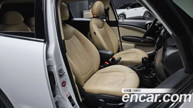 MINI Countryman 2014 thumb 11