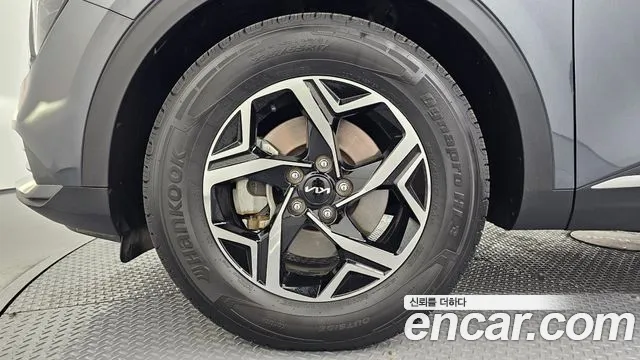 Kia Sportage 2023 thumb 5