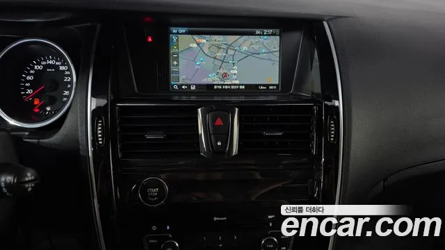 Renault-KoreaSamsung Latitude 2014 thumb 12