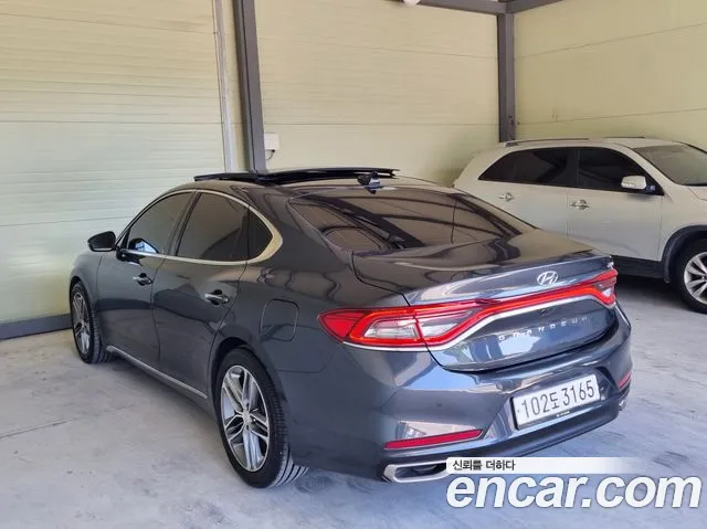 Hyundai Grandeur 2017 thumb 6