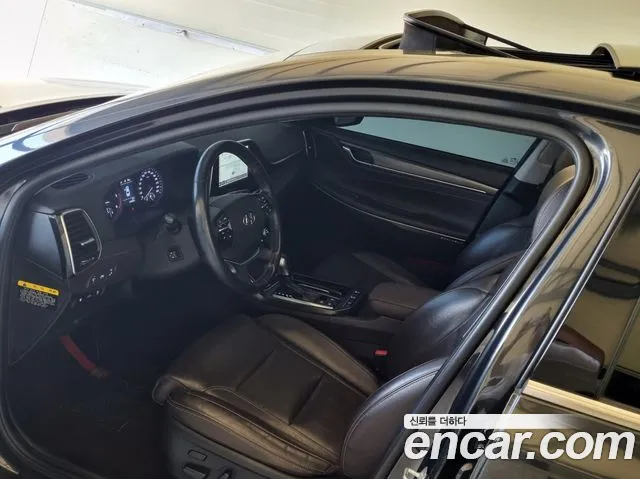 Hyundai Grandeur 2017 thumb 9