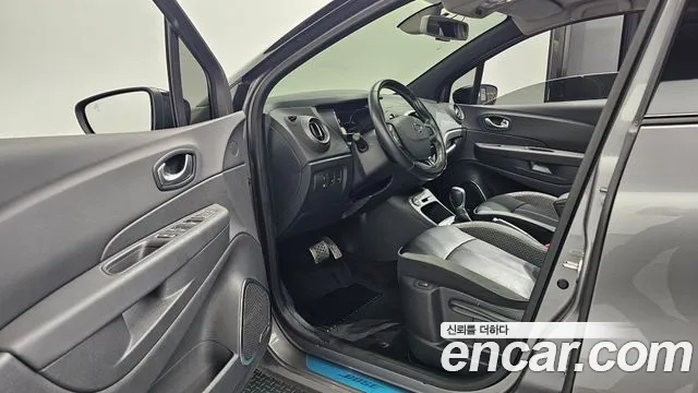 Renault-KoreaSamsung Captur 2018 thumb 10