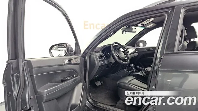 KG_Mobility_Ssangyong Rexton 2022 thumb 9