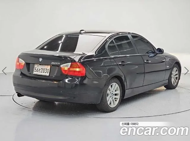 BMW 3-Series 2005 thumb 4