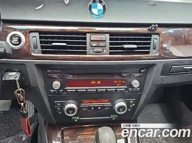 BMW 3-Series 2005 thumb 10
