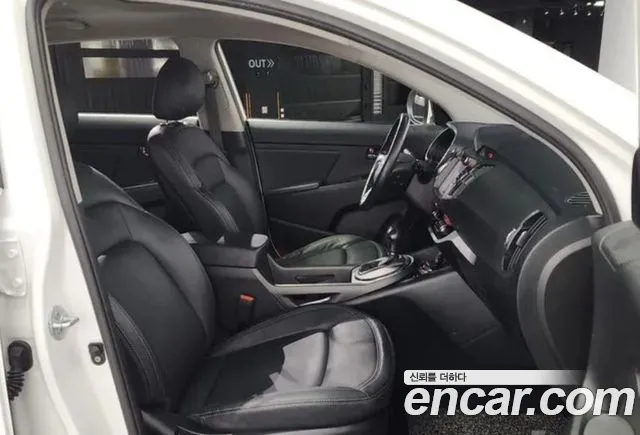 Kia Sportage 2013 thumb 10