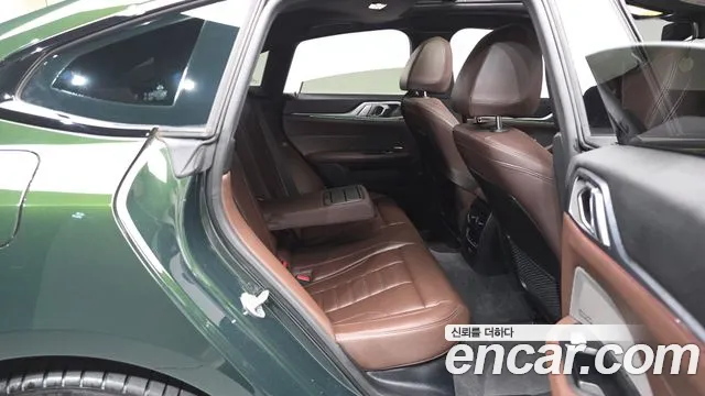 BMW i4 2024 thumb 10