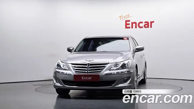 Hyundai Genesis 2012 thumb 3