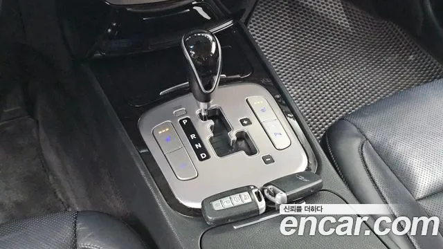 Hyundai Genesis 2012 thumb 9