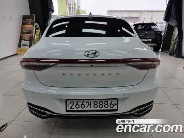 Hyundai Grandeur 2020 thumb 3