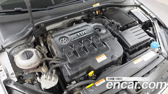 Volkswagen Golf Sportsvan 2015 thumb 6