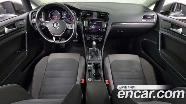 Volkswagen Golf Sportsvan 2015 thumb 7