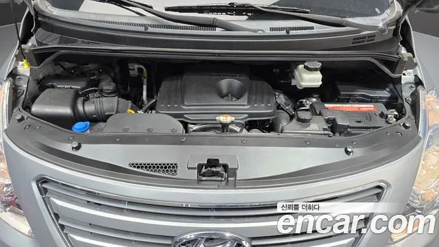 Hyundai Starex 2016 thumb 6