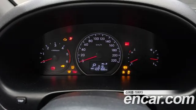 Hyundai Starex 2016 thumb 8