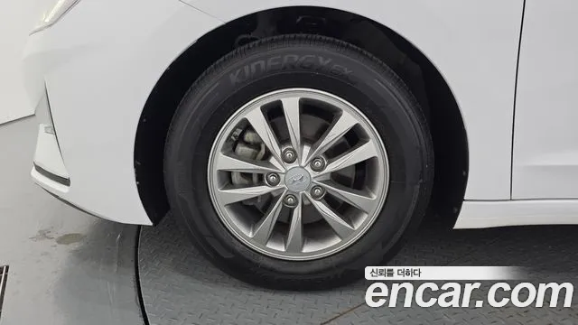 Hyundai Avante 2019 thumb 5