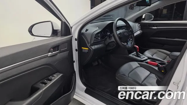 Hyundai Avante 2019 thumb 10