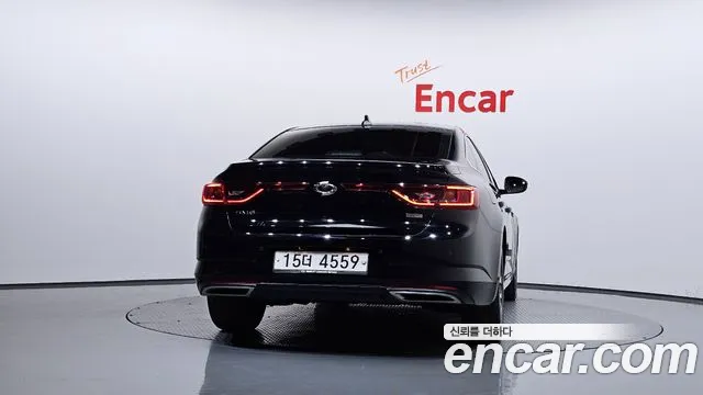 Renault-KoreaSamsung Megane 2017 thumb 4