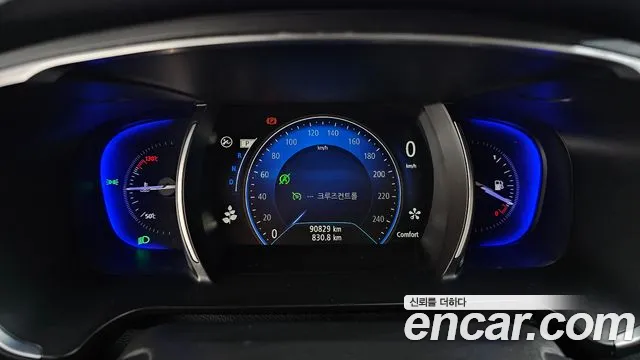 Renault-KoreaSamsung Megane 2017 thumb 8