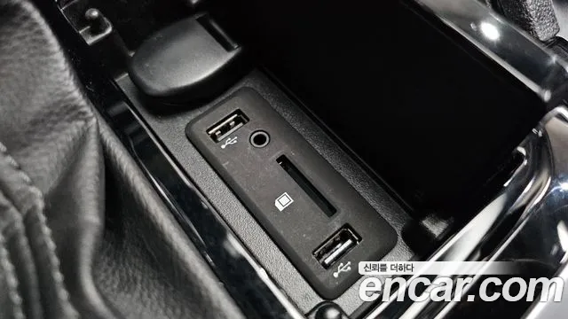 Renault-KoreaSamsung Megane 2017 thumb 12