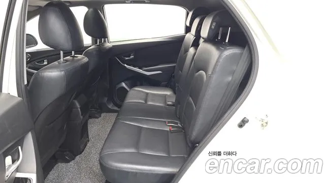 KG_Mobility_Ssangyong KORANDO 2016 thumb 11
