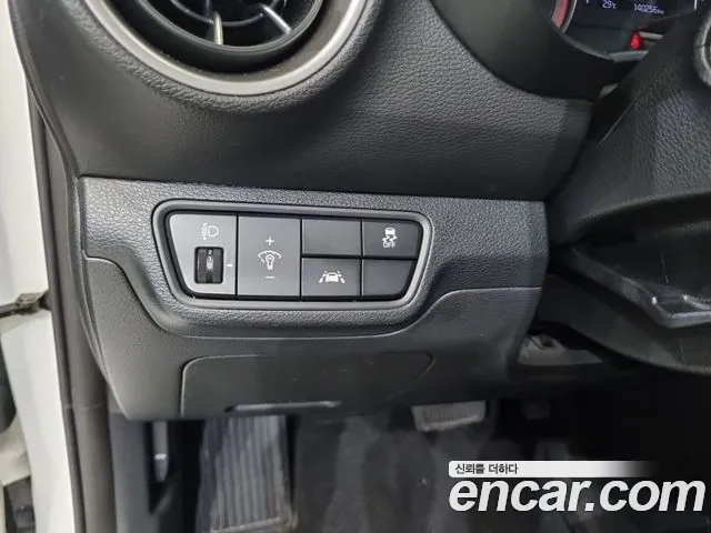 Kia K3 2020 thumb 10