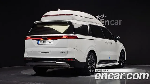 Kia Carnival 2022 thumb 2