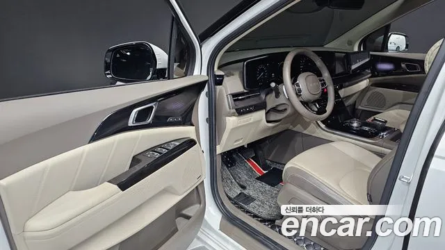 Kia Carnival 2022 thumb 10